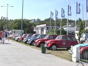 Citroeny 2CV w Gdyńskiej Marinie